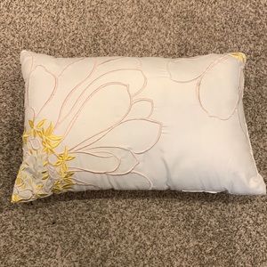 flower decorative pillow